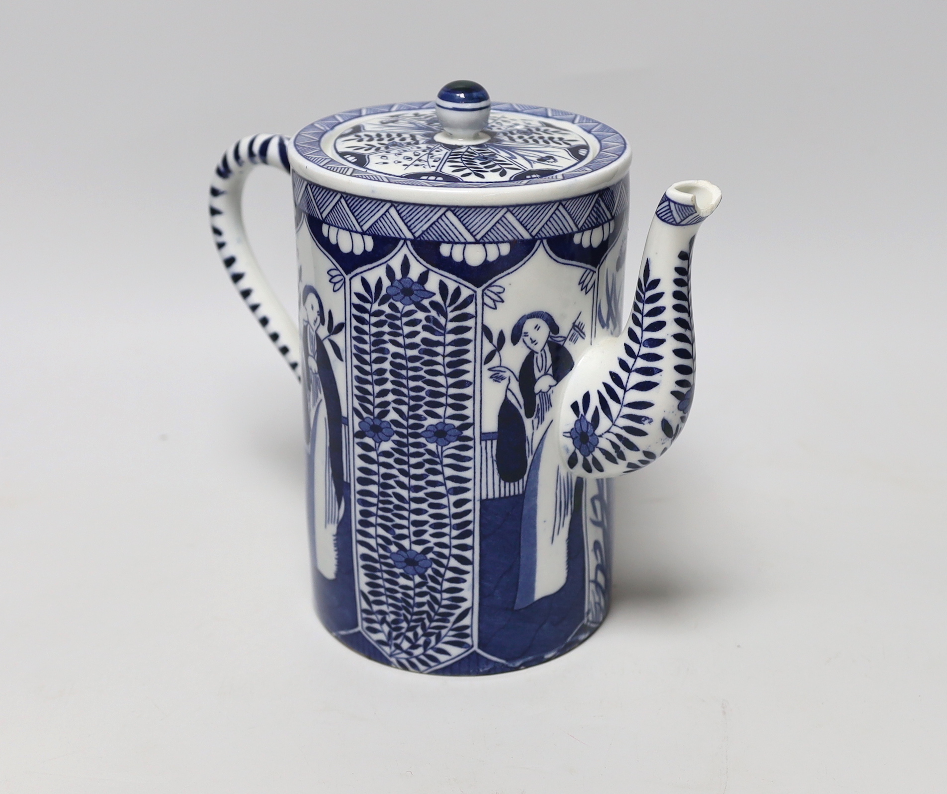 A Chinese style blue and white chocolate pot, 21cm